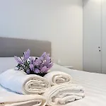 -hannah- Stijlvol,nieuw Vakantieverblijf 아파트 *