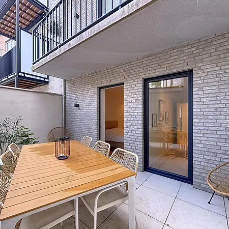 -hannah- Stijlvol,nieuw Vakantieverblijf De Panne